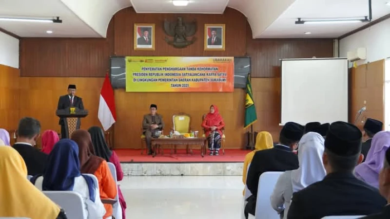 100 PNS di Kab.Sukabumi Mendapat Penghargaan Satyalancana Karya Satya
