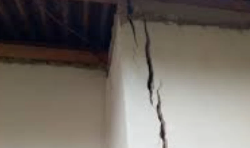 Akibat Pergerakan Tanah, 5 Rumah di Cianjur Ditinggal Pemiliknya Akibat Pergerakan Tanah, 5 Rumah di Cianjur Ditinggal Pemiliknya