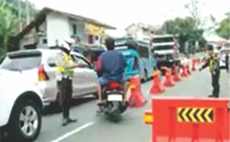 Arus Balik Lebaran Mulai Memadati Nagreg Arus Balik Lebaran Mulai Memadati Nagreg