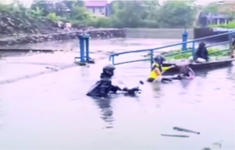 Bandung Dikepung Banjir Lagi Bandung Dikepung Banjir Lagi