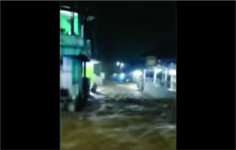 Banjir Bandang Puncak Bogor, Gubernur : alih fungsi lahan PT Jaswita harus dievaluasi Banjir Bandang Puncak Bogor, Gubernur : alih fungsi lahan PT Jaswita harus dievaluasi
