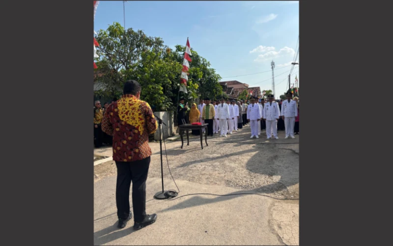 Baru Kali ini Pelantikan Pejabat di Subang Digelar di Badan Jalan