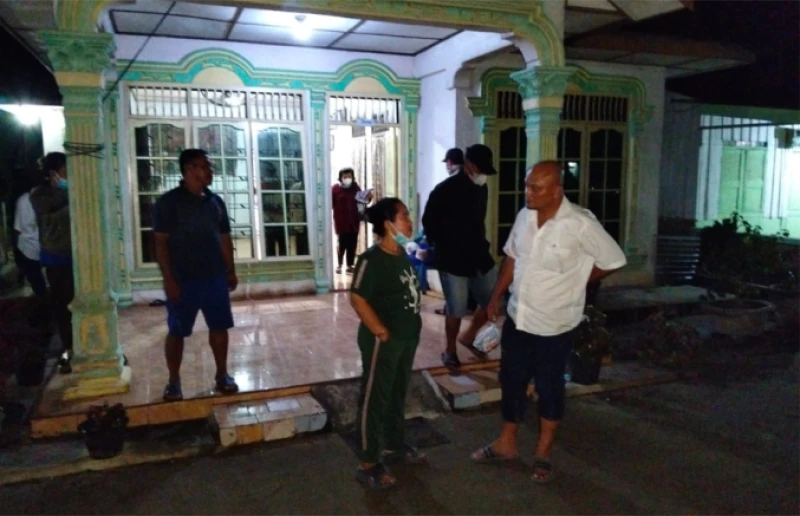 Bau Tak Sedap Giring Polisi dan Warga Temukan Jasad Lansia di Simalungun
