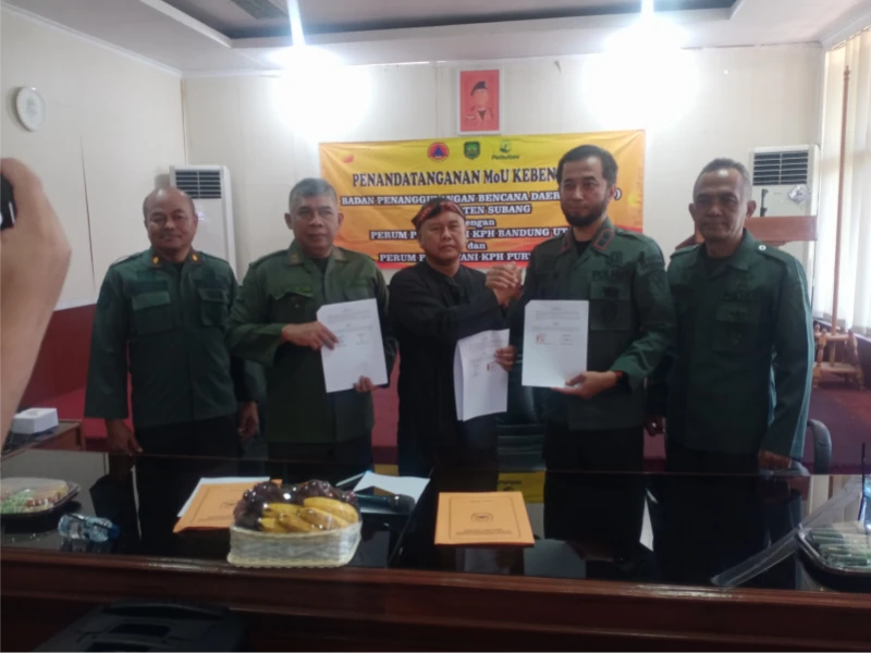 BPBD Subang dan Perum Perhutani Teken MoU Metigasi Bencana BPBD Subang dan Perum Perhutani Teken MoU Metigasi Bencana