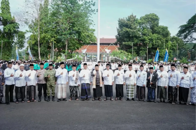 Bupati Subang Sampaikan Amanat Penting di Apel Peringatan Hari Santri Nasional 2025