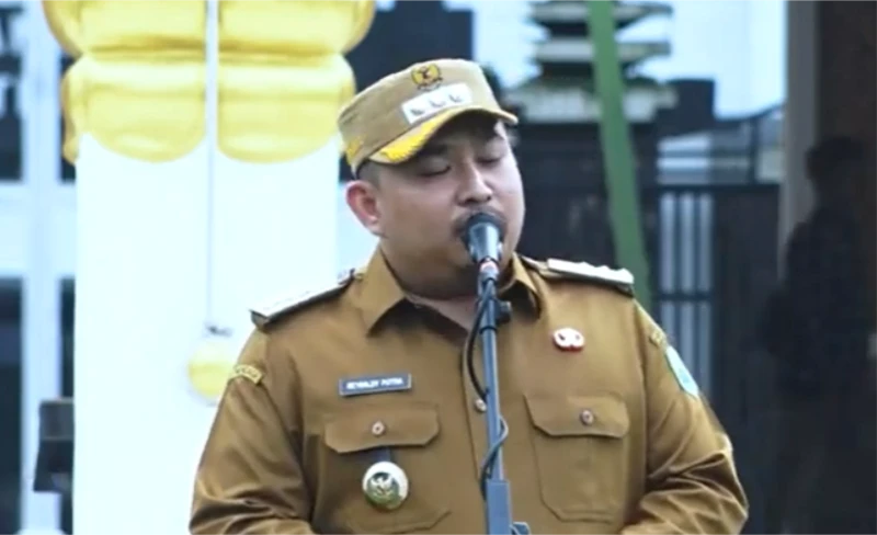 Bupati Subang Tak Bosan Ingatkan "Jalan Leucir" 2 Tahun ke Depan Bupati Subang Tak Bosan Ingatkan "Jalan Leucir" 2 Tahun ke Depan