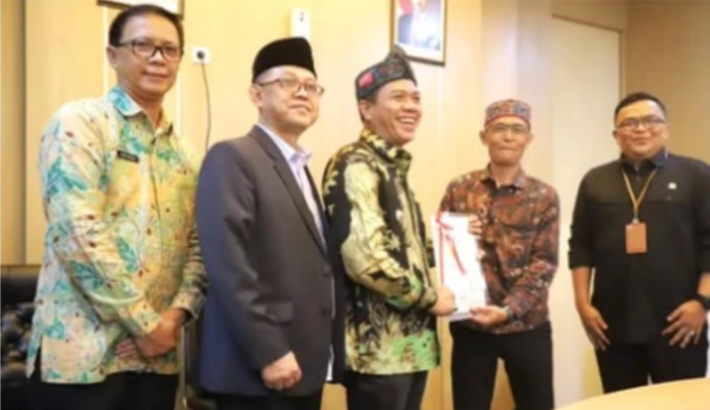 Di Kab.Bandung Sertifikat Tanah Masjid dan Madrasah di Gratiskan Di Kab.Bandung Sertifikat Tanah Masjid dan Madrasah di Gratiskan