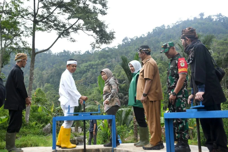 Gubernur Jabar Resmikan PLTMH Sukabumi