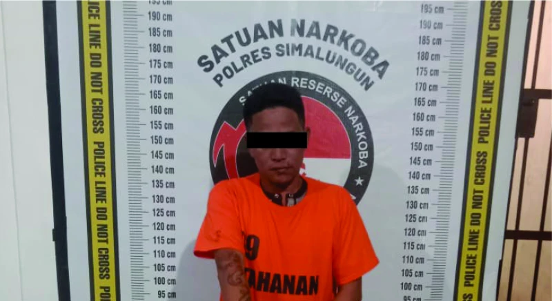 Hanya Butuh Waktu 30 Menit Polisi di Simalungun Tangkap Pengedar Sabu Hanya Butuh Waktu 30 Menit Polisi di Simalungun Tangkap Pengedar Sabu