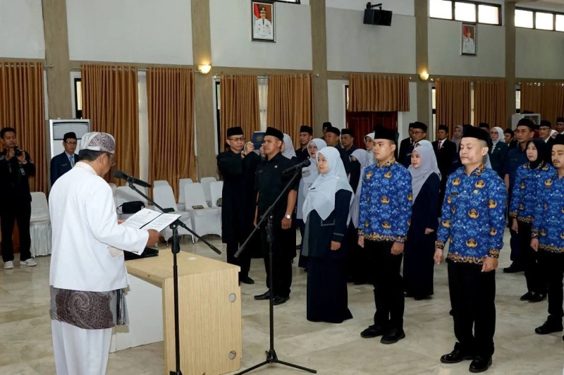 HUT ke 155 Kab.Sukabumi. Puluhan PNS Terima Kado Istimewa dari Bupati