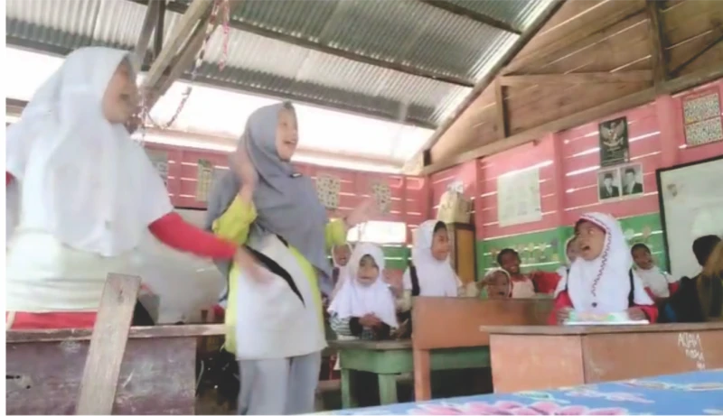 Ini Cerita Singkat Cikgu Susie, Guru Pedalaman Rokan Hilir