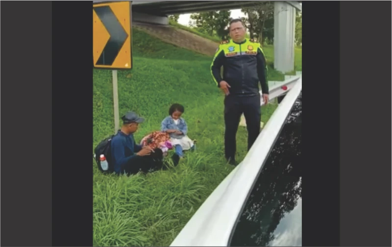 Satlantas Polres Subang Bantu Pria Indramayu yang "Diterlantarkan" Bus ALS dari Aceh Satlantas Polres Subang Bantu Pria Indramayu yang "Diterlantarkan" Bus ALS dari Aceh