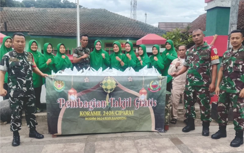 Koramil Ciparay Kab.Bandung Berbagi Kebahagian Lewat Takjil
