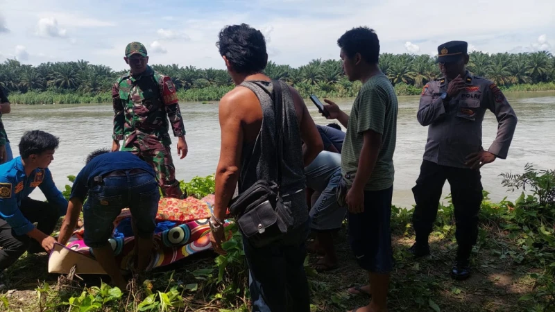 Lansia di Simalungun Terpeleset Lalu Hanyut di Sungai Bah Bolon Lansia di Simalungun Terpeleset Lalu Hanyut di Sungai Bah Bolon