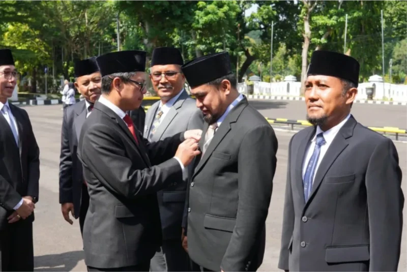 Pemkab Subang Kembali Beri Penghargaan pada OPD dan Kecamatan yang Sigap dalam Menindaklanjuti Aduan Masyarakat