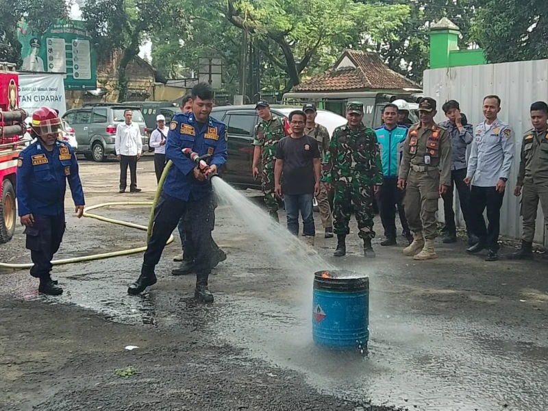 Peringati Hari Kesiapsiagaan Bencana, Pemcam Ciparay Gelar Simulasi Cara Hadapi Bencana