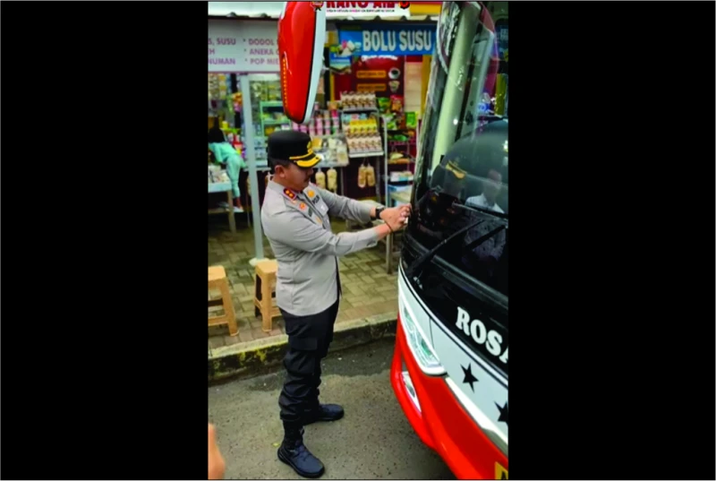 Polres Subang Sosialisasi Keselamatan Pada Pemudik Polres Subang Sosialisasi Keselamatan Pada Pemudik