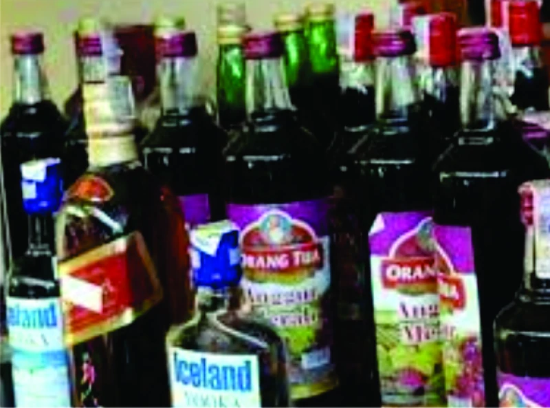 Polsek Sagalaherang, Polres Subang Sita Ratusan Botol Miras di Malam Takbiran