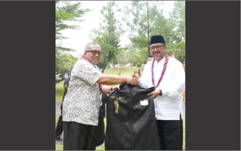 Sambil Halal Bihalal Jabatan Ketua Mabicab Kab. Sukabumi Diserahterimakan