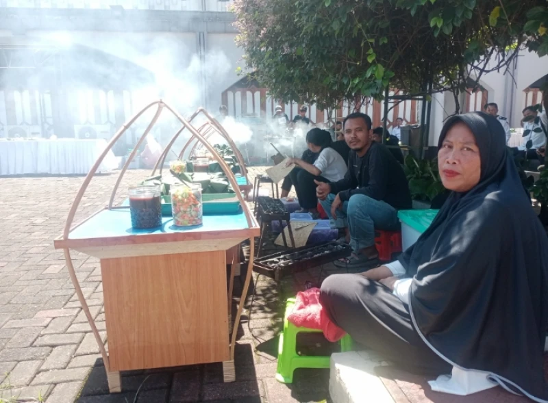 Sate Maranggi jadi Menu Maksi di Rakor Kades - Lurah se Jabar