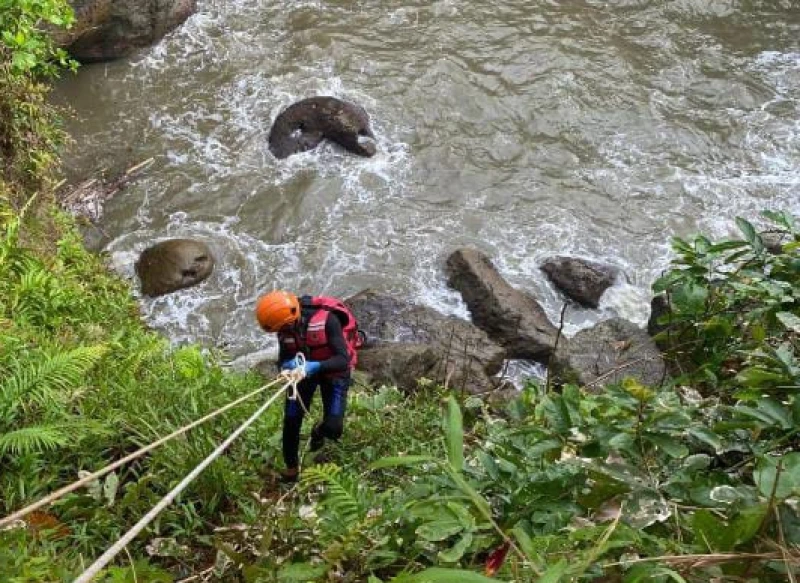 Sempat Hilang Terseret Arus Laut, Ahmad Sugandi Ditemukan Meninggal Dunia