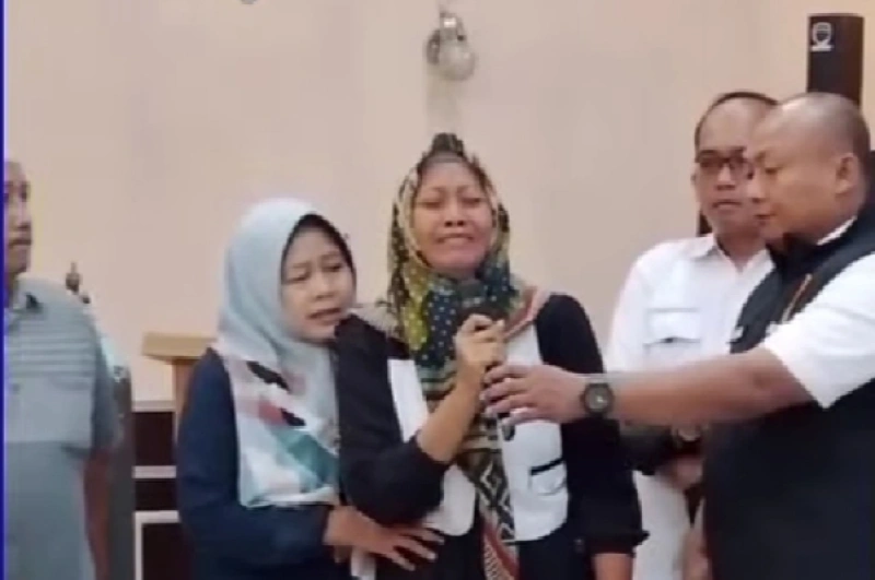 Tangis Aida Pecah Setelah Tahu Siapa Pembunuh Suaminya Tangis Aida Pecah Setelah Tahu Siapa Pembunuh Suaminya