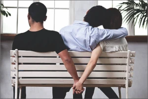 Berbekal Foto Mesra Istrinya Bersama Pria Lain, Suami di Simalungun Lapor Polisi