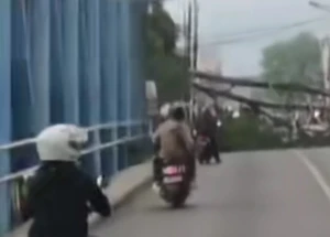 Puting Beliung Melanda Bojongsoang, Kab.Bandung
