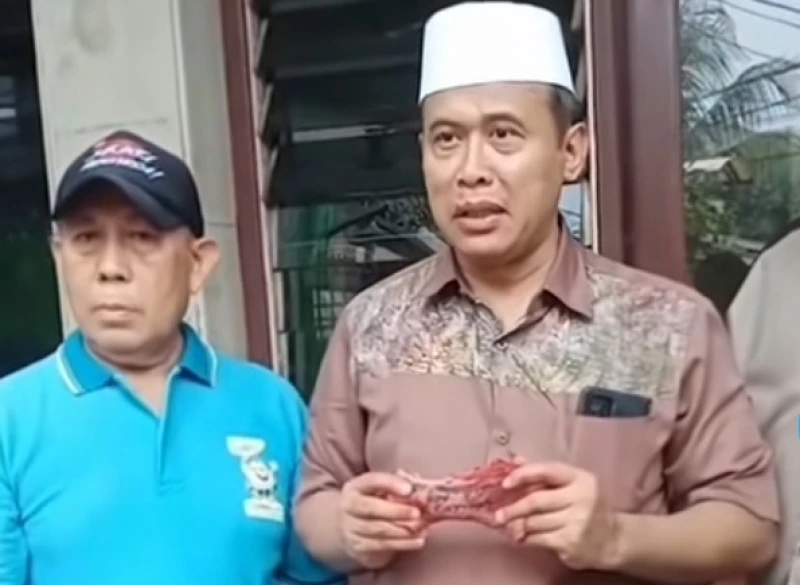 Viral! Petugas Kurban di Tangsel Temukan Nama Pengurban di Paruh Hati Sapi yang Dipotongnya